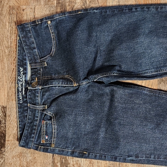 Tommy Hilfiger bootcut jeans size 6  6R Classic Hope boot - Picture 2 of 7